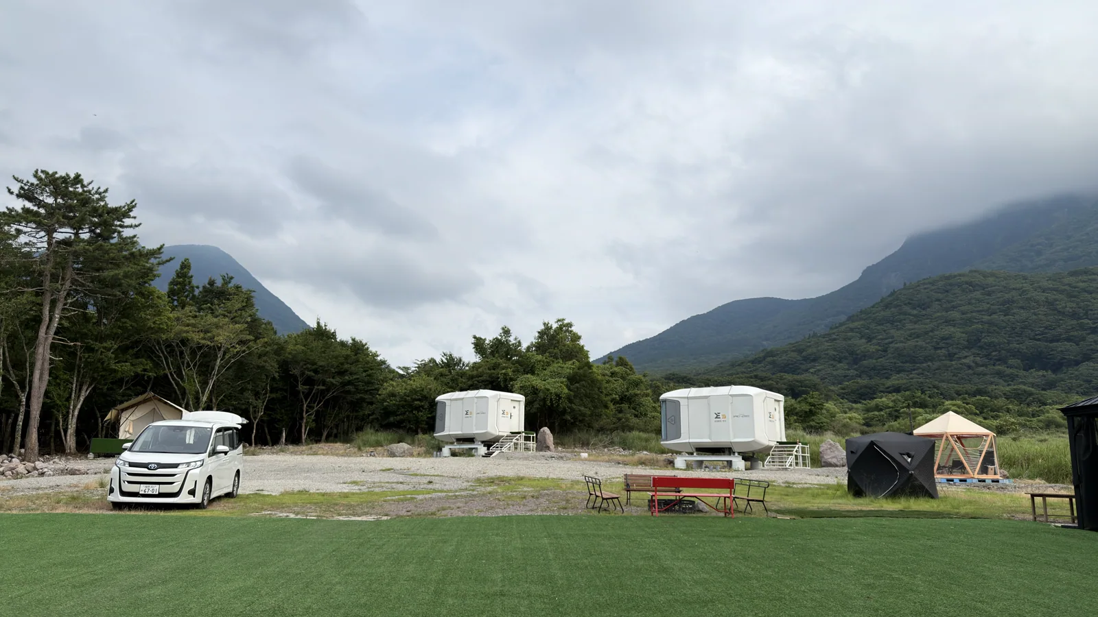 山裡的營地