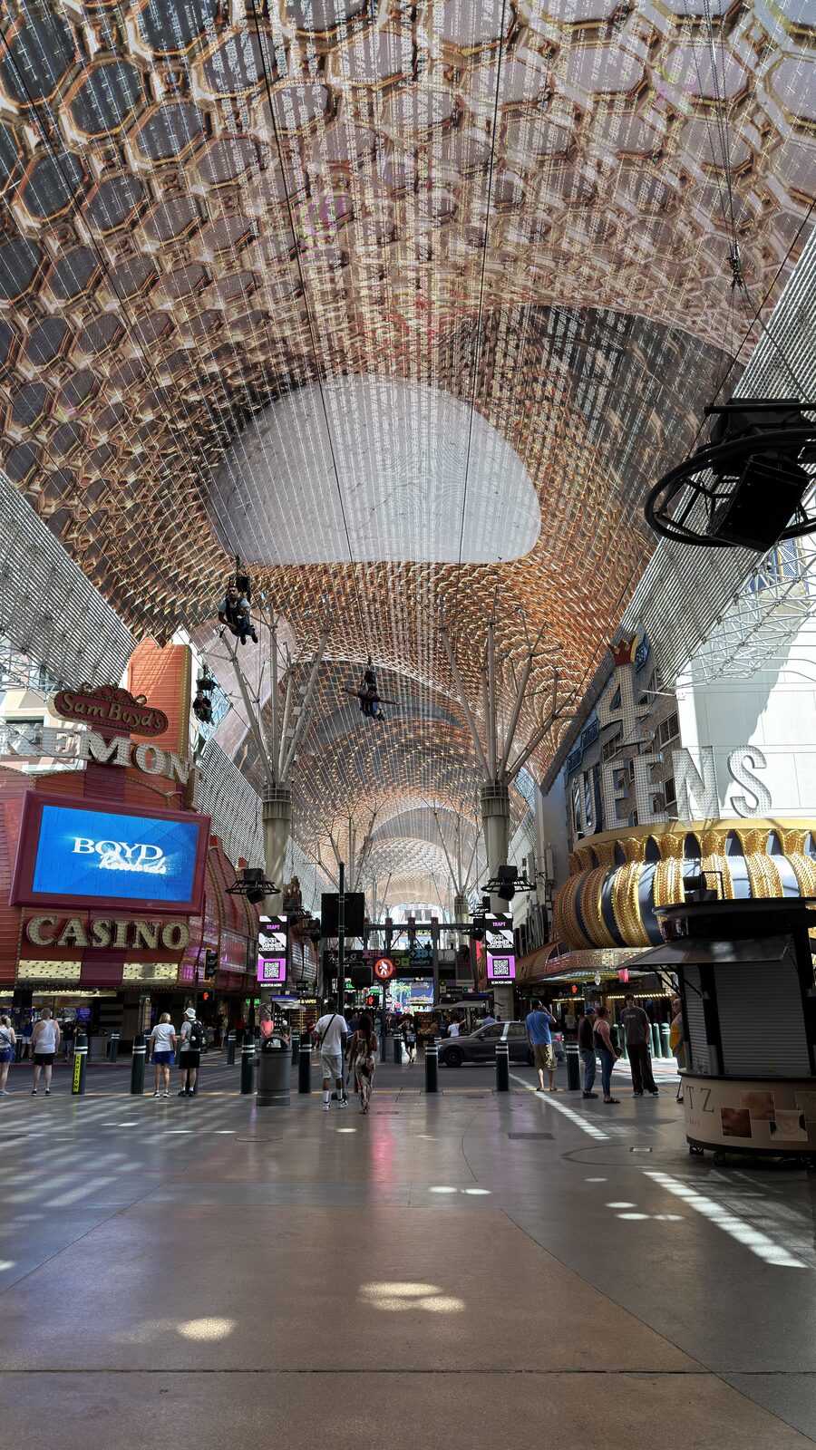 Fremont Street 的光之穹頂,6月10日