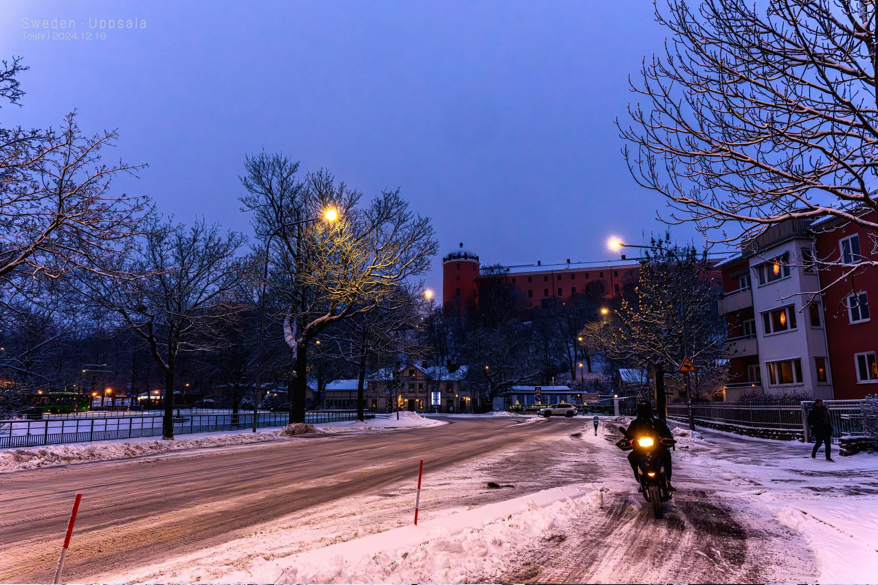 雪夜裡的烏普薩拉街道